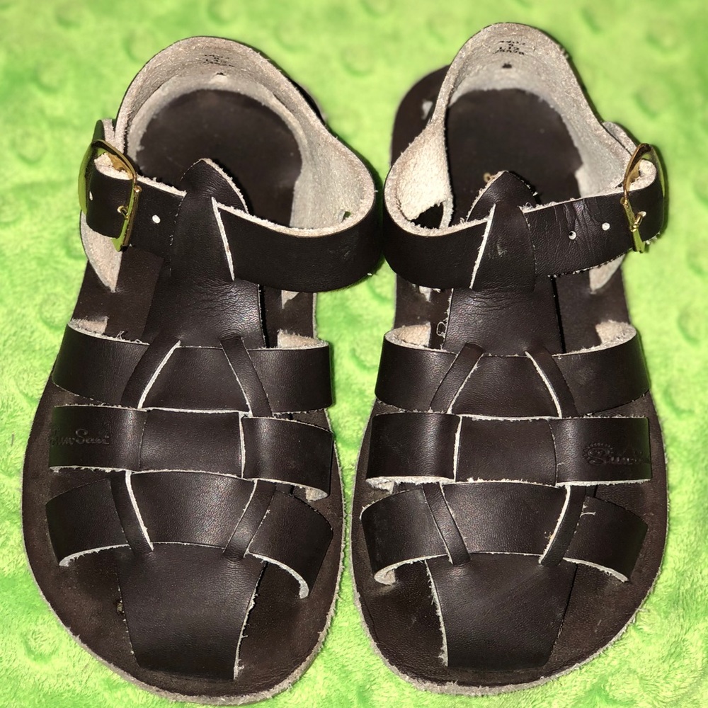 Saltwater sandals Sailor style